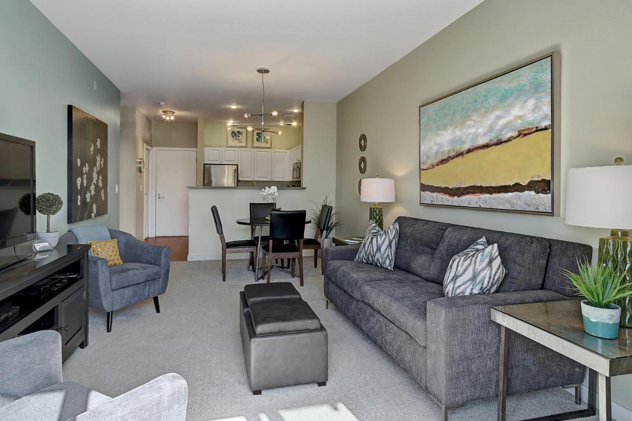 City Water View Oasis With Pool & Gym Near Cruise In Heart Of Seattle Dış mekan fotoğraf